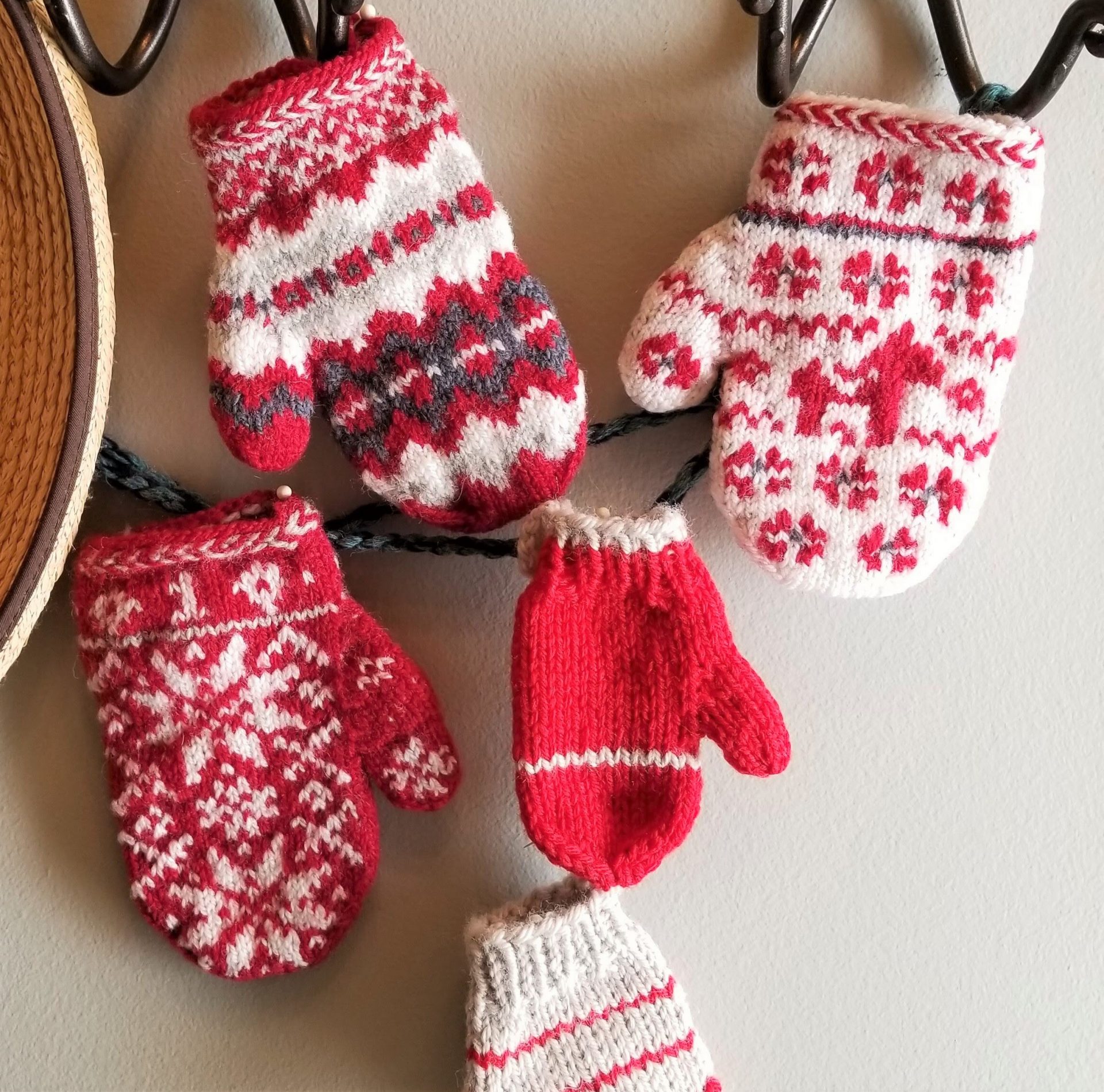 Community Knit Night December 3, 2024 Marine Mills Folk School