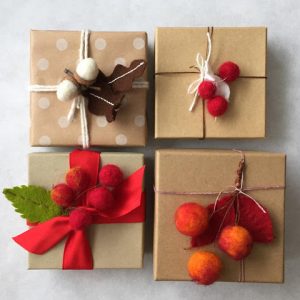 gift toppers