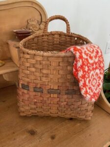 Glove Basket Kirsten Skoglund