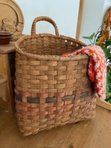 Glove Basket Kirsten Skoglund