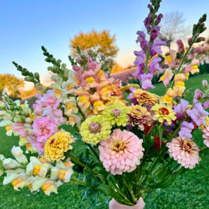 SeasonalFlowerArrangingSubject